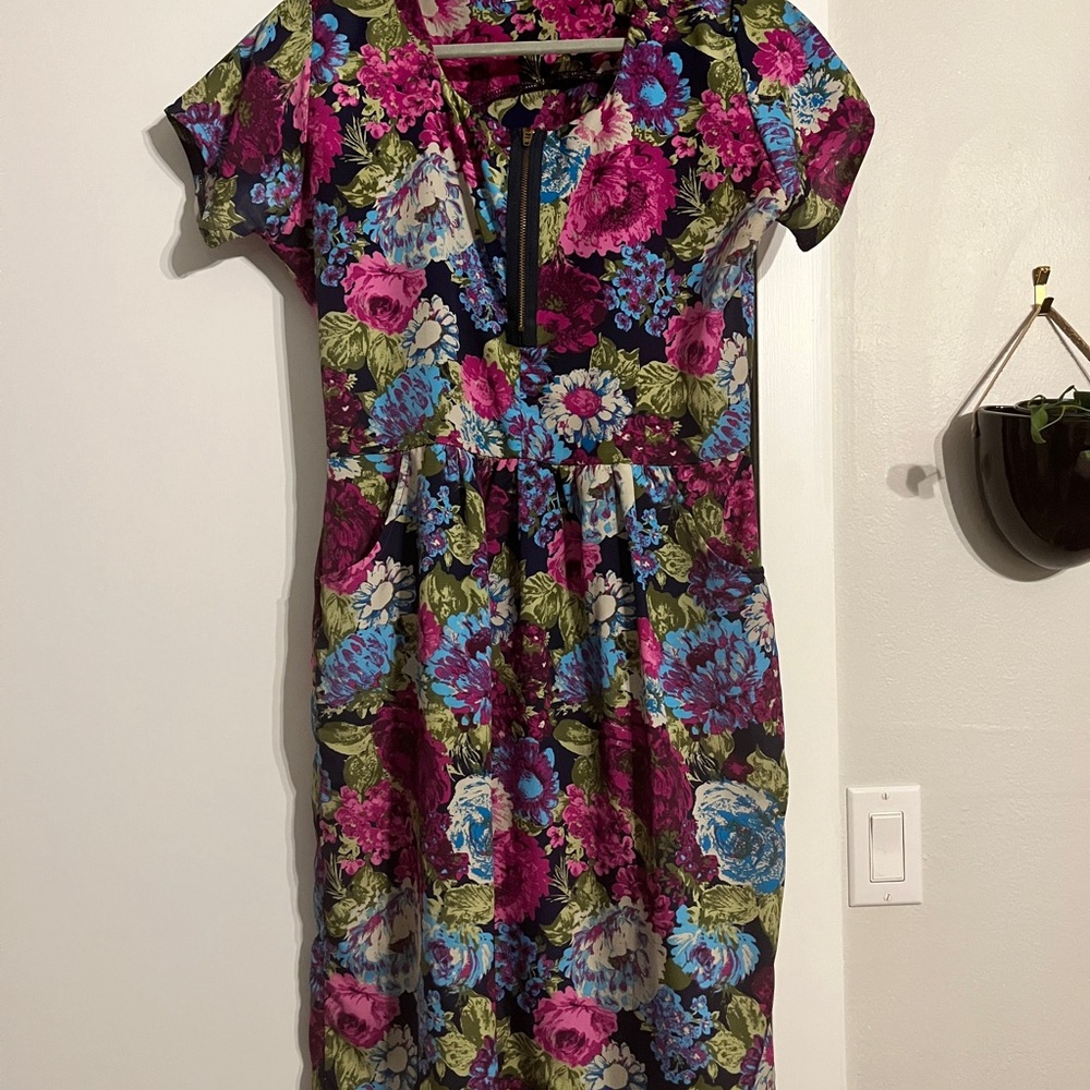 Elegant Multi colored Floral Midi Dress